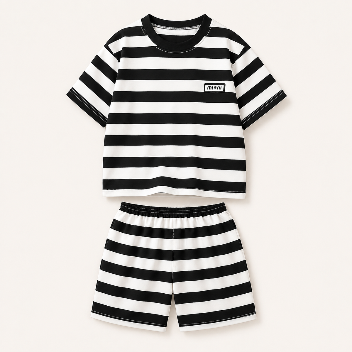 B/W Horizontal Stripe Top + Shorts | Peakachu