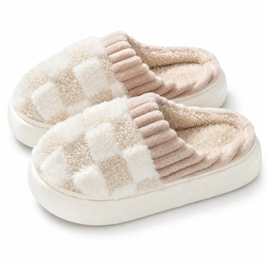 Pom-Pom Rust-Colored Plush Slipper | Peakachu