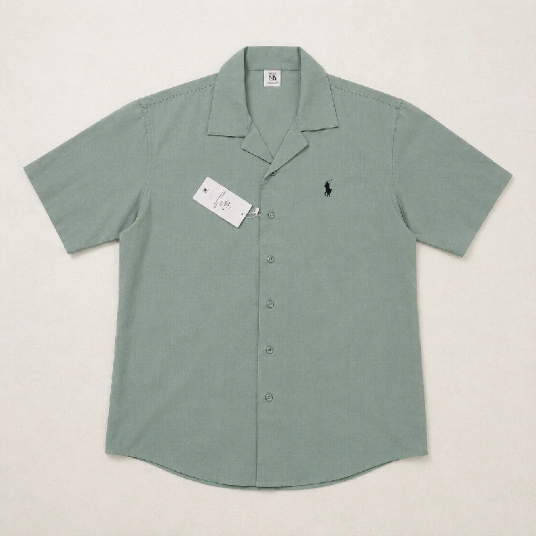 Plain Button-Down Shirt | Peakachu