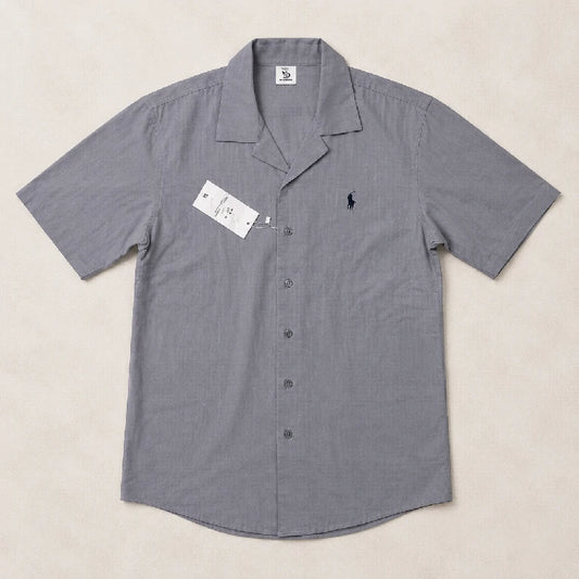 Plain Button-Down Shirt | Peakachu