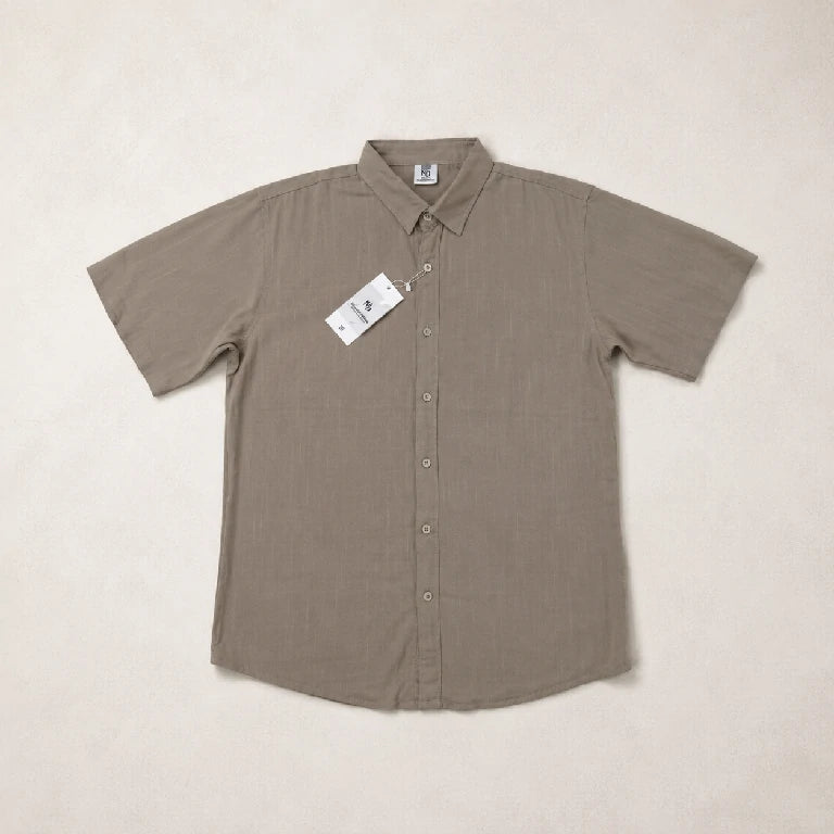 Plain Button-Down Shirt | Peakachu