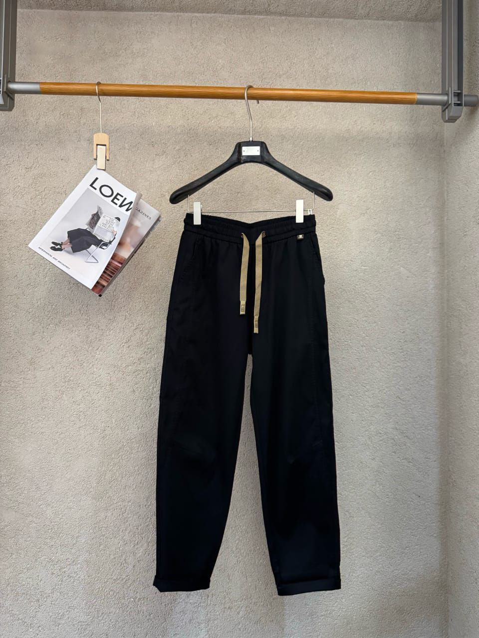 Black Athletic Trousers | Peakachu