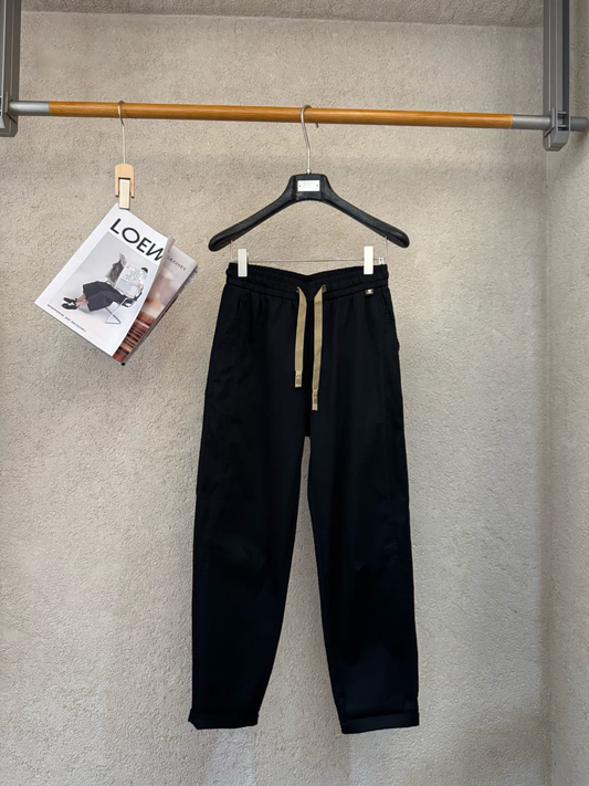 Black Athletic Trousers | Peakachu