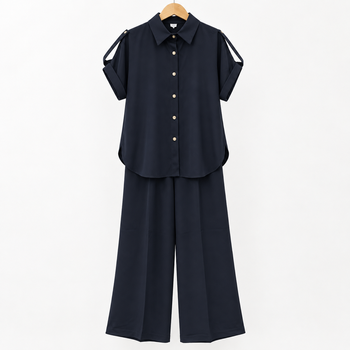 Sleeveless Button Down Co-Ord Set | Peakachu