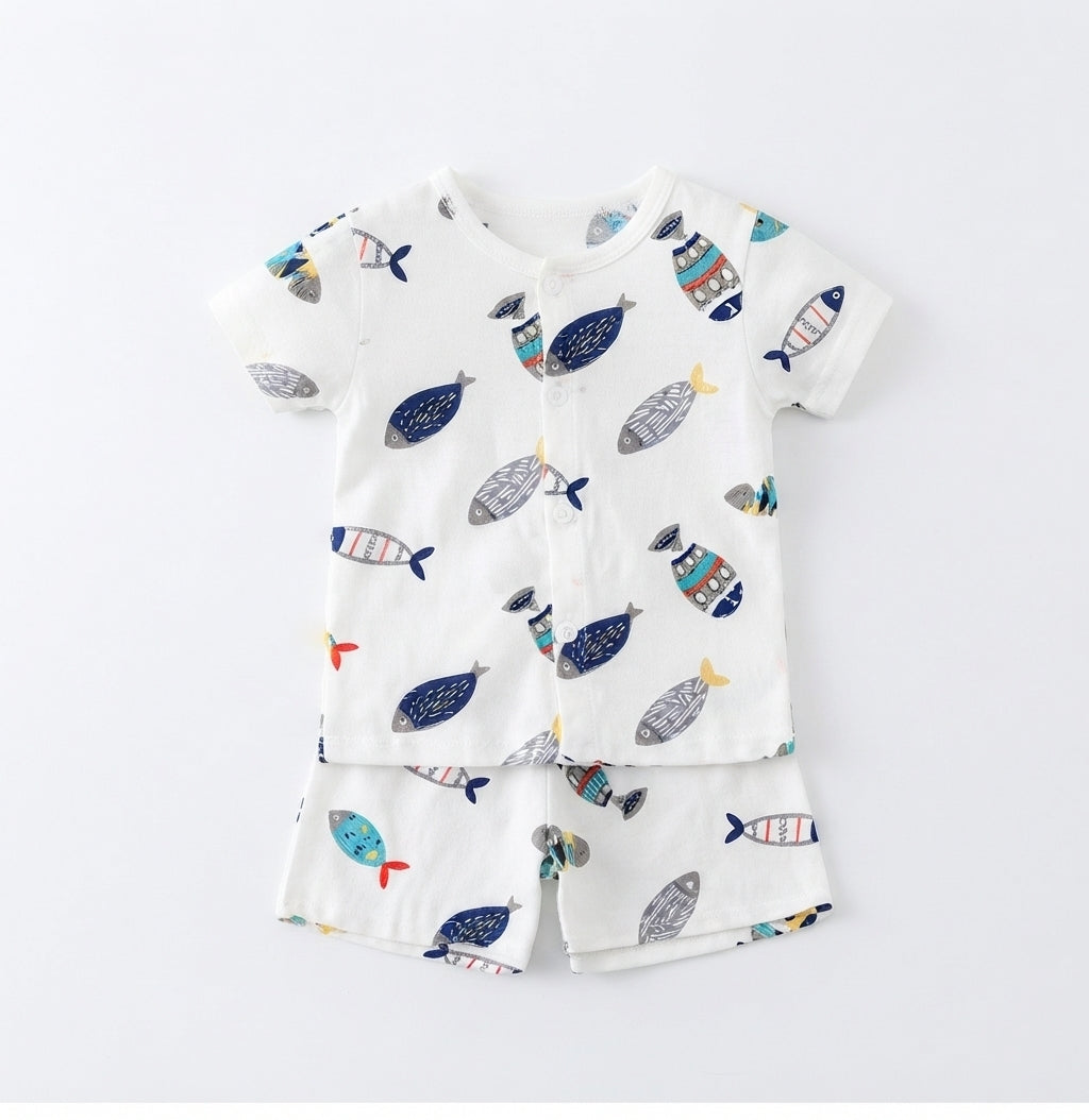 Animal Print graphic shirt + shorts | Peakachu